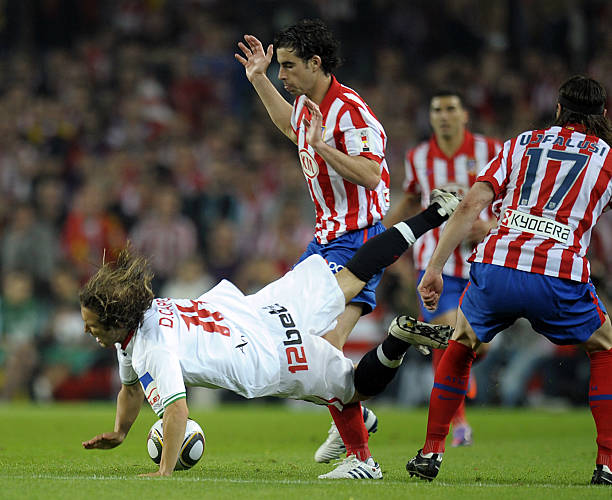 员及其经纪 员及其经纪