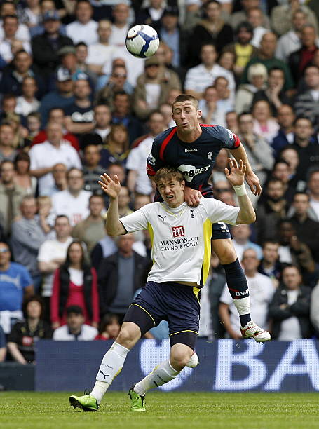 显得异常艰 显得异常艰