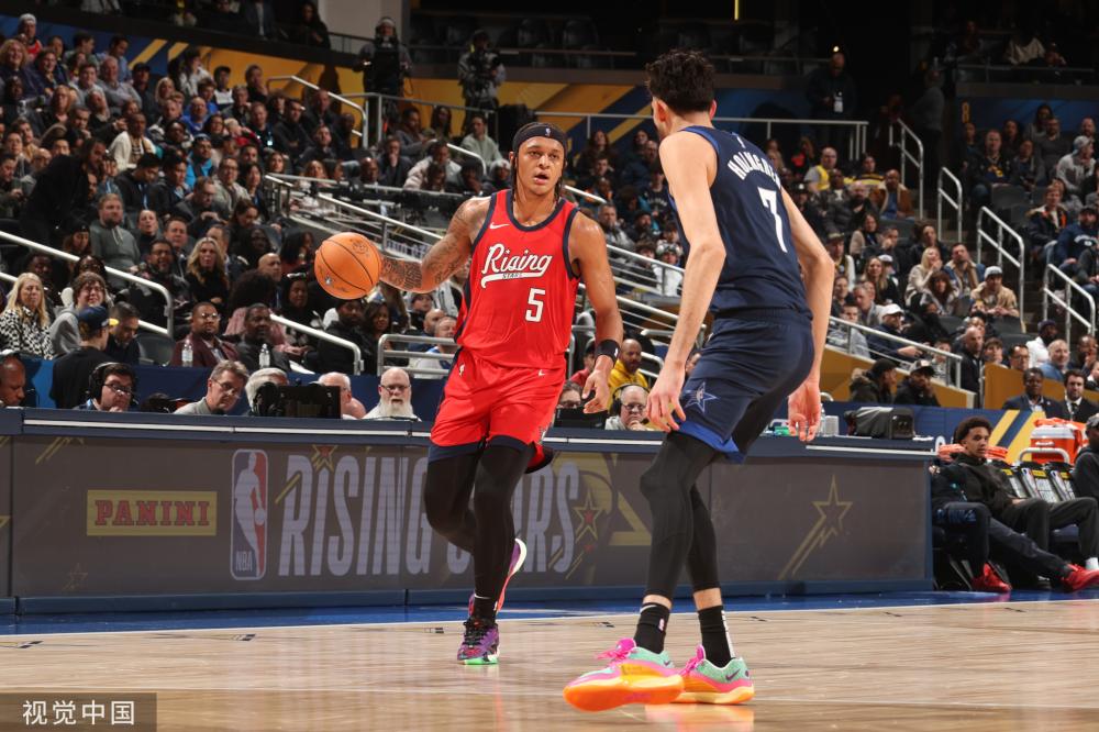 多次表现出 多次表现出